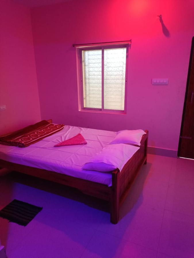 Hotel Dream Light ! ปูรี ภายนอก รูปภาพ