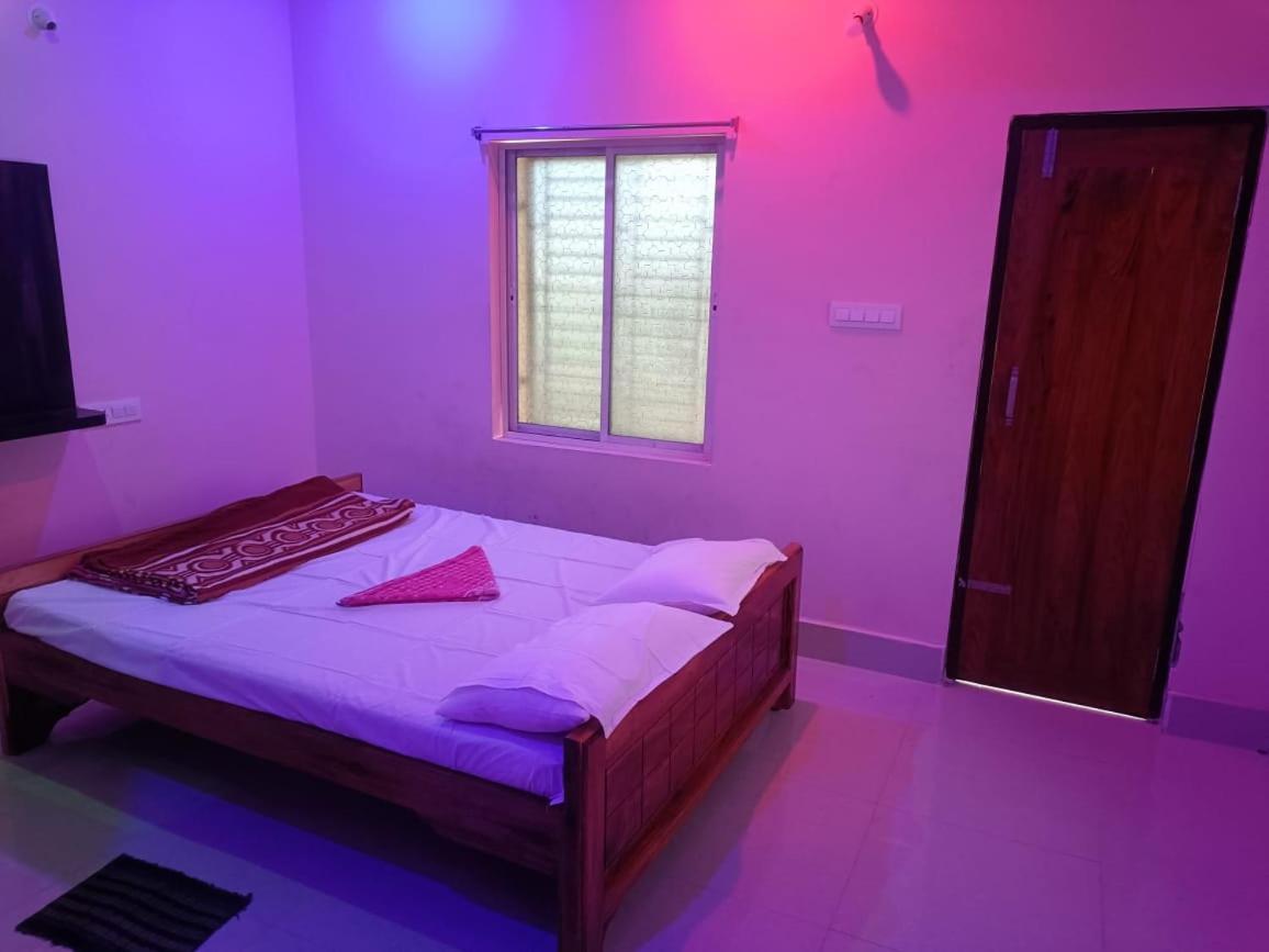 Hotel Dream Light ! ปูรี ภายนอก รูปภาพ